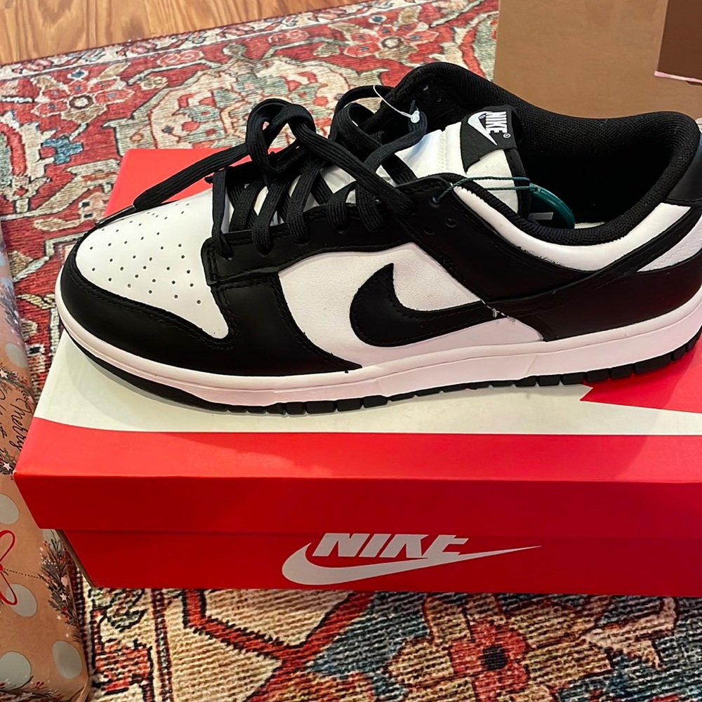 Men’s Nike Dunk Low Retro Panda